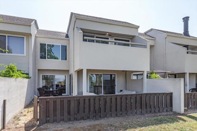 1697 Alder Creek Court, San Jose CA: https://media.crmls.org/mediaz/147f688d-0133-42ed-b552-3836e1d06837.jpg