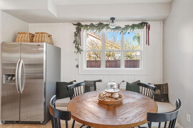 Detail Gallery Image 22 of 75 For 561 Chesterfield Cir, San Marcos,  CA 92069 - 4 Beds | 3 Baths