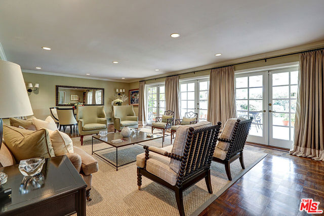 322 N June Street, Los Angeles CA: https://media.crmls.org/mediaz/148047f7-3e0b-49b3-b6ca-78df5ca8a5ab.jpg