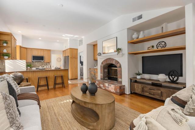 Detail Gallery Image 10 of 38 For 1911 La Subida Way, San Marcos,  CA 92078 - 3 Beds | 2 Baths