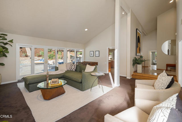 Detail Gallery Image 7 of 43 For 3033 Hopeton Rd, La Crescenta,  CA 91214 - 3 Beds | 2 Baths