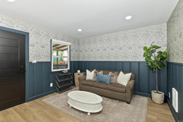 1128 E Country Club Blvd, Big Bear City CA: https://media.crmls.org/mediaz/14829e1c-e68b-4d08-bf30-7a01a40e34ce.jpg