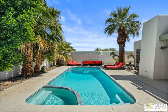 770 N Girasol Court, Palm Springs CA: https://media.crmls.org/mediaz/1482f013-49d1-4b5b-9f71-ceb943698599.jpg