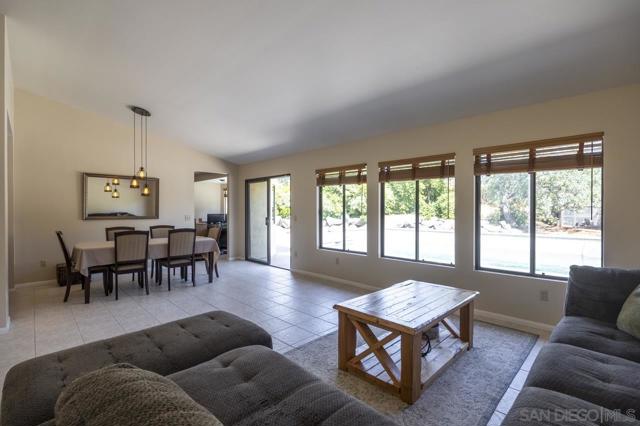 1603 CAMINO DEL SEQUAN, Alpine CA: https://media.crmls.org/mediaz/14841704-6c32-4783-81f0-fbc297103c66.jpg