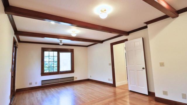 200 Iris Way, Palo Alto CA: https://media.crmls.org/mediaz/1484bd51-da1c-4126-a0fc-ddfcae30295c.jpg