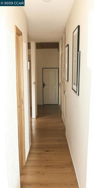 810 Oak Grove Rd, Concord CA: https://media.crmls.org/mediaz/148675d3-a2f0-49b4-a655-cdaf88dba548.jpg