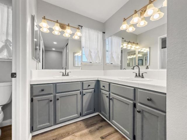 1616 Brentwood Lane, Gilroy CA: https://media.crmls.org/mediaz/14870cda-81a4-4db3-a0ca-a4082b48bbe1.jpg