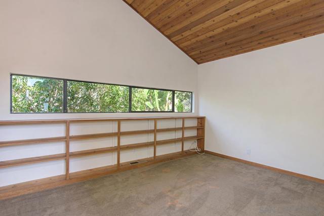 2150 Balboa Ave, Del Mar CA: https://media.crmls.org/mediaz/1487231f-26a4-4359-9bfd-7db31fad03ca.jpg