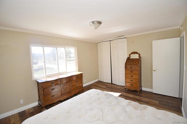10957 VALLE VISTA ROAD, Lakeside CA: https://media.crmls.org/mediaz/14880dae-8f62-4c72-80cf-c597901ee6ee.jpg