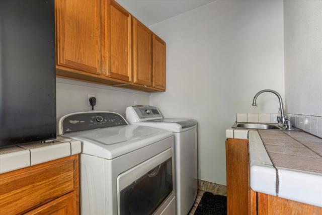 820 Comstock Road, Hollister CA: https://media.crmls.org/mediaz/1488305e-df33-42c2-8211-7a89745d851f.jpg
