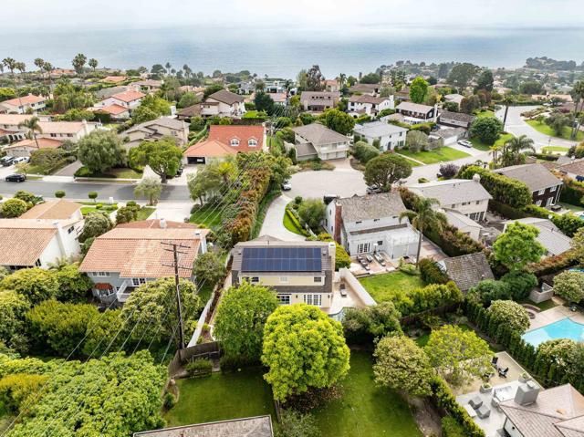 3024 Via Rivera, Palos Verdes Estates, California 90274, 3 Bedrooms Bedrooms, ,2 BathroomsBathrooms,Residential,For Sale,Via Rivera,PTP2403583