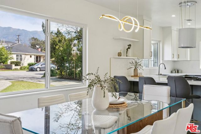 910 Arwin Street, Pasadena CA: https://media.crmls.org/mediaz/14891ab4-869e-44ba-8af4-59d96aabe967.jpg