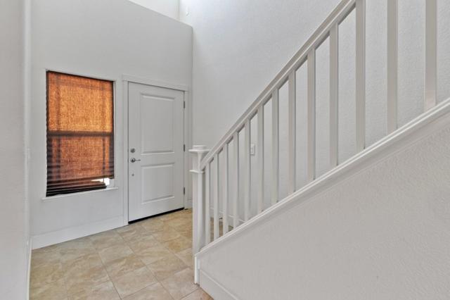 572 St Helena Drive, Newman CA: https://media.crmls.org/mediaz/148b615f-d6d2-45c1-a0d5-281b65b7b3bb.jpg