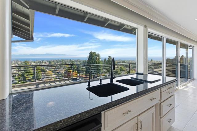 902 Laurent Street, Santa Cruz CA: https://media.crmls.org/mediaz/148b6fa0-2647-492f-be53-a243ad34ad77.jpg