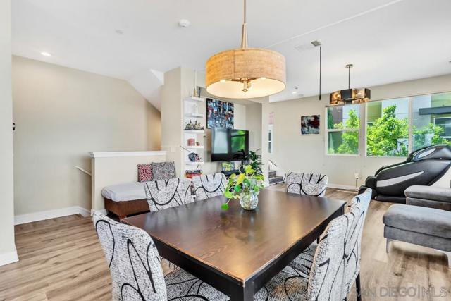 722 Anchor Ct, Chula Vista CA: https://media.crmls.org/mediaz/148bc65e-e433-48b9-b3a9-071ae460d587.jpg