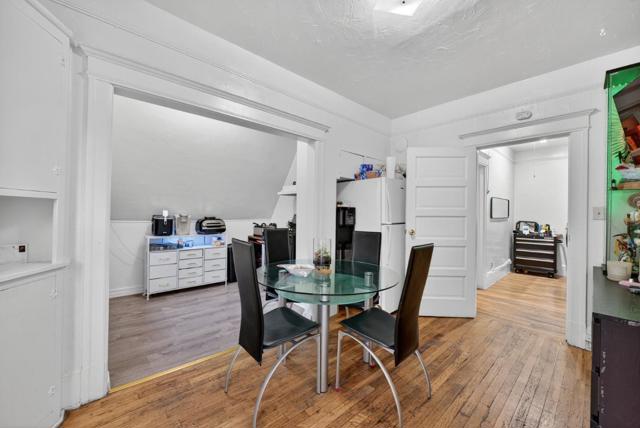 309 N 5th Street, San Jose CA: https://media.crmls.org/mediaz/148ce0cb-9170-4249-83d2-0cd1631368f6.jpg