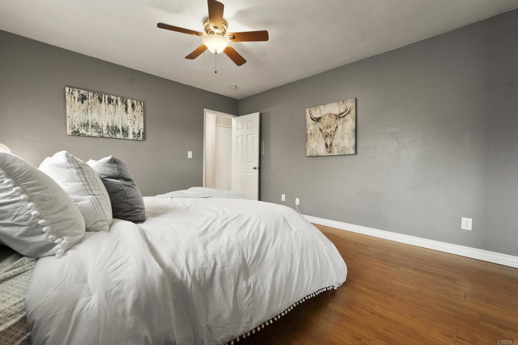 9528 Carroll Canyon Rd - photo 3