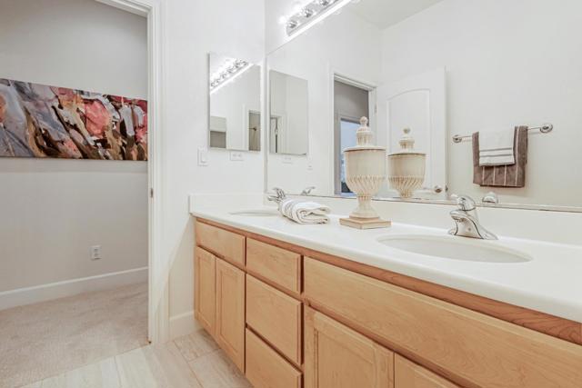 33 Lupine Valley Court, Brisbane CA: https://media.crmls.org/mediaz/148e7409-2084-4549-adb8-68ac90f87aa9.jpg