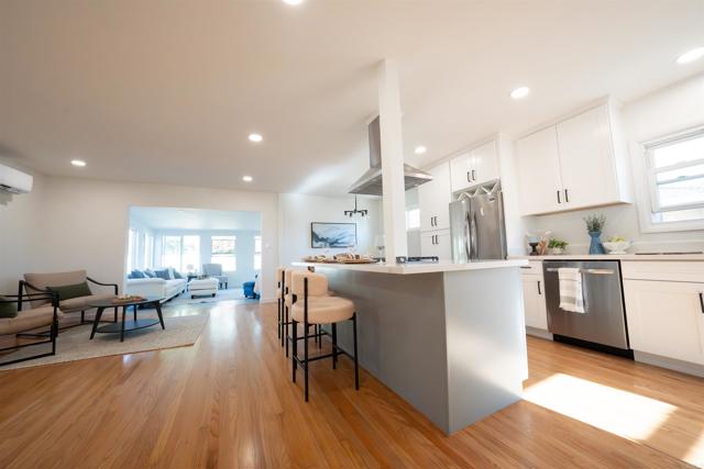 6391 Estrella Avenue, San Diego CA: https://media.crmls.org/mediaz/148ed62f-13d0-4b69-8809-2b533ce47779.jpg