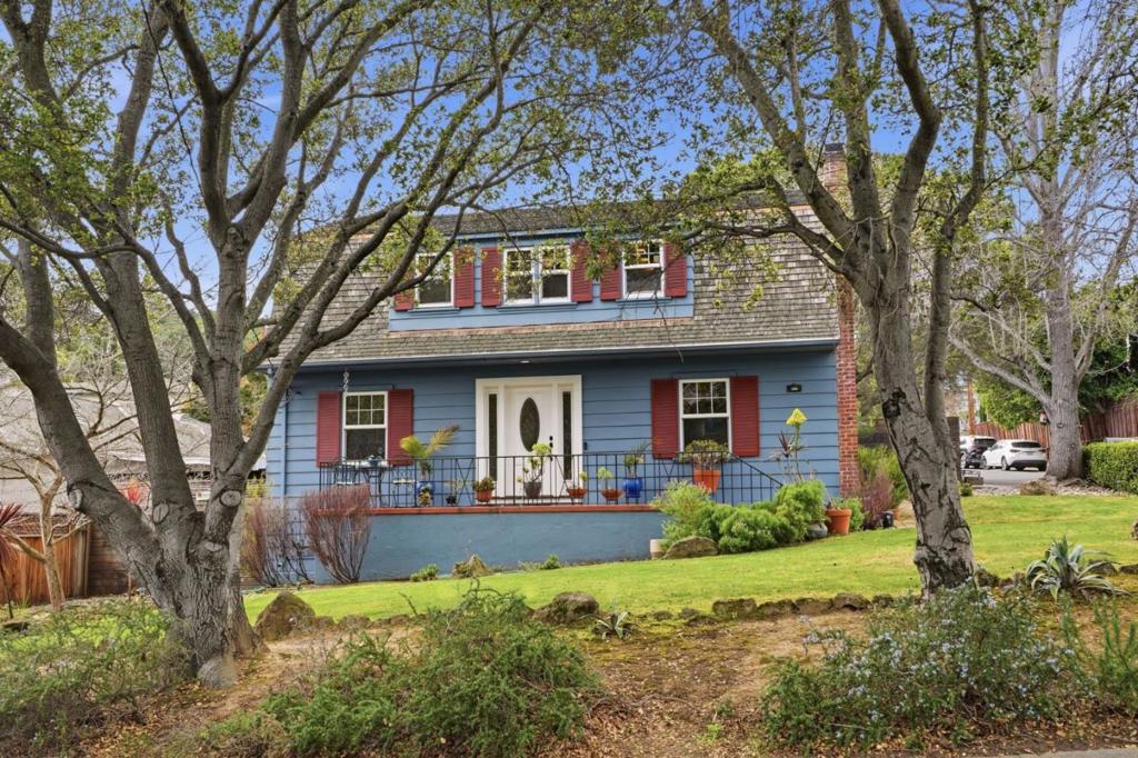 2001 Sharon Avenue