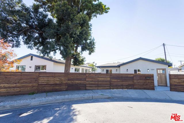 14365 Berg Street, Sylmar CA: https://media.crmls.org/mediaz/148f8e54-f3c4-45d6-b553-75988ebb9a9e.jpg