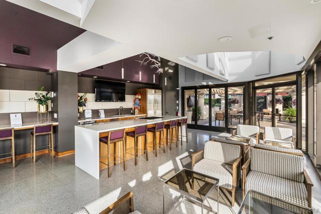 100 Harbor Dr, San Diego CA: https://media.crmls.org/mediaz/148fad4e-406f-48af-896d-bcac5b89460c.jpg