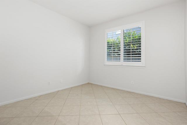 2228 Corte Ananas, Carlsbad CA: https://media.crmls.org/mediaz/148fe19f-e29d-47ff-9d08-07e4cbf7c8bc.jpg