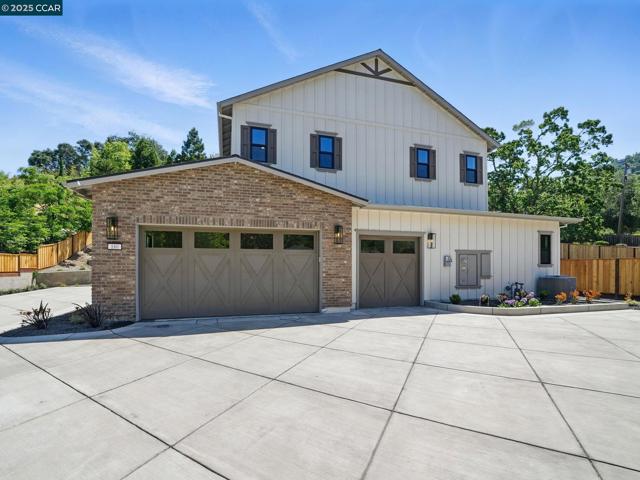 180 Castle Hill Ranch, Walnut Creek CA: https://media.crmls.org/mediaz/14901a0f-efe5-4e40-a05a-f4df27566890.jpg