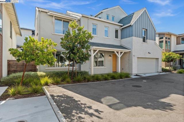 6017 Basaltina Pl, Dublin CA: https://media.crmls.org/mediaz/1490835a-a415-4633-85ea-04928c902536.jpg