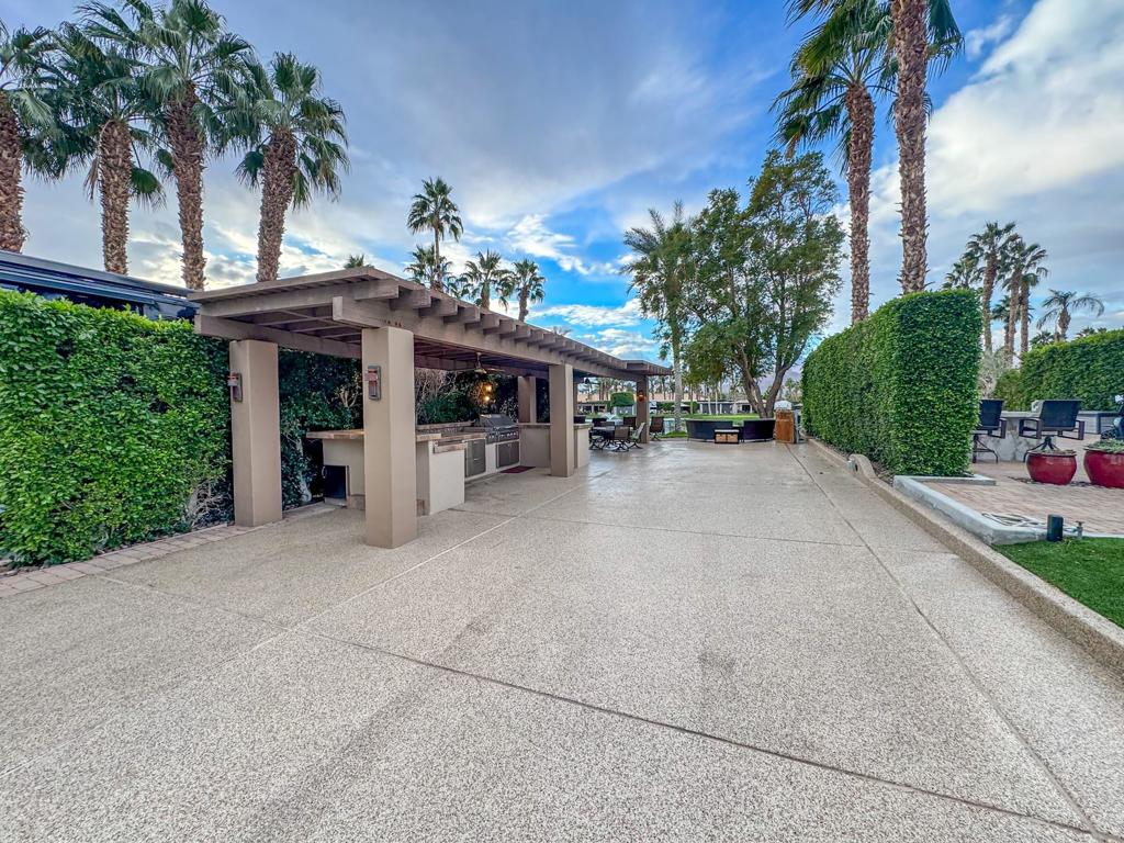 MLS #219132290DA image #9