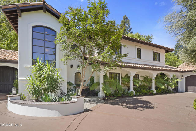 29270 Wagon Road, Agoura Hills CA: https://media.crmls.org/mediaz/1492075d-b53b-4e3e-8820-aa35d6b2d16f.jpg