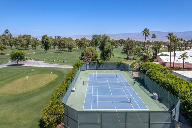 75720 Mclachlin Circle, Palm Desert CA: https://media.crmls.org/mediaz/14920b45-c5a5-4f47-b275-9e609fda4ac1.jpg