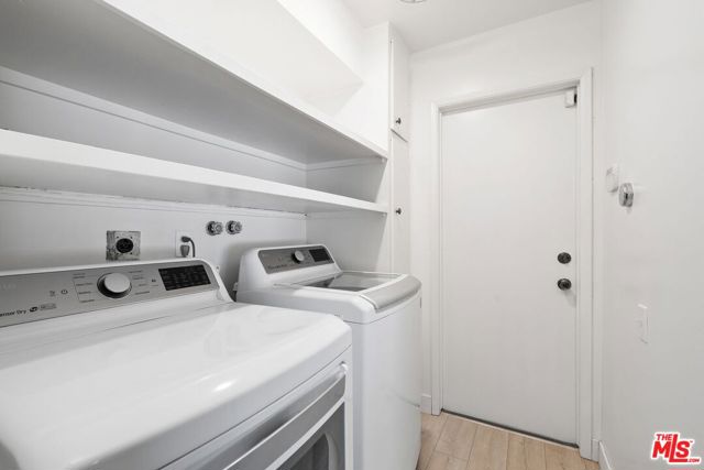 2276 Westridge Road, Los Angeles CA: https://media.crmls.org/mediaz/149211a4-708a-4c43-8577-0027cd2a587b.jpg