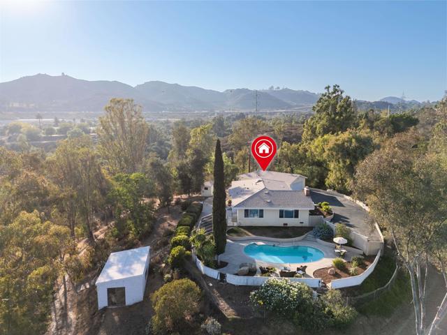 25311 Jesmond Dene Road, Escondido CA: https://media.crmls.org/mediaz/1493e0ec-417c-4c5f-8df7-1b43eb23b08c.jpg