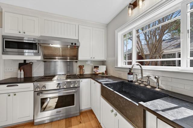 136 Loma Alta Avenue, Los Gatos CA: https://media.crmls.org/mediaz/14957072-40f8-4039-8be3-141412b54635.jpg