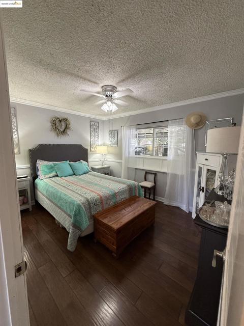 2821 Ponderosa Drive, Concord CA: https://media.crmls.org/mediaz/1495ff75-587e-4adf-a4b0-0de578dfc993.jpg