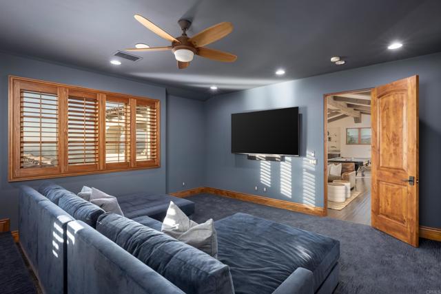 Detail Gallery Image 29 of 31 For 8136 Entrada De Luz, San Diego,  CA 92127 - 5 Beds | 5/2 Baths