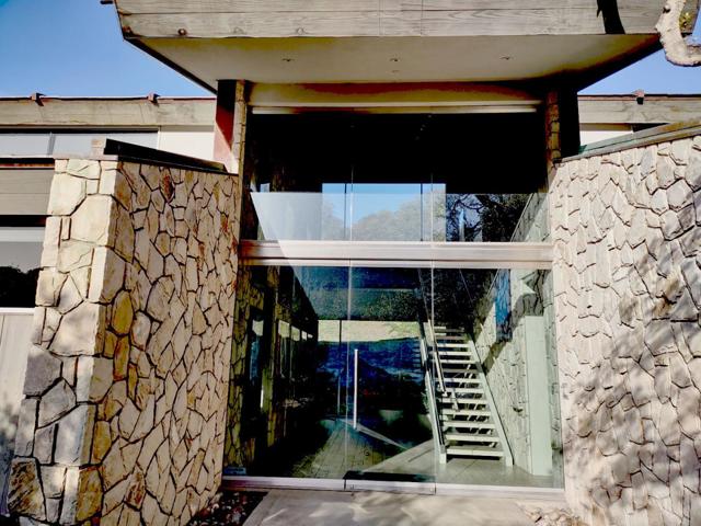 MAIN ENTRY - ARCHITECTURAL STATEMENT