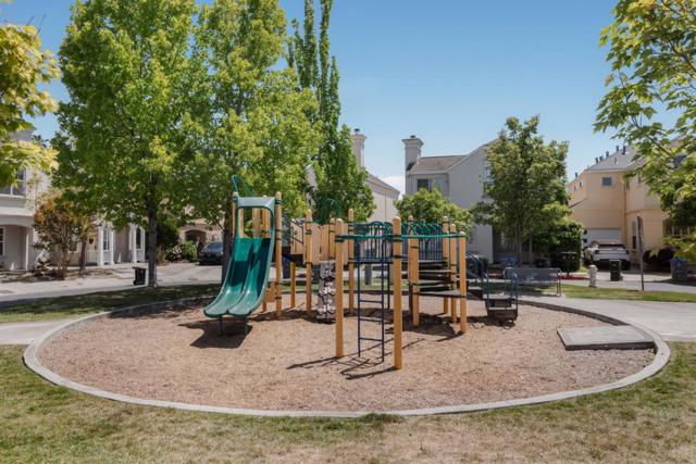 2009 Showers Drive, Mountain View CA: https://media.crmls.org/mediaz/149775ff-b3cc-4d1c-aa16-640ea500afe6.jpg