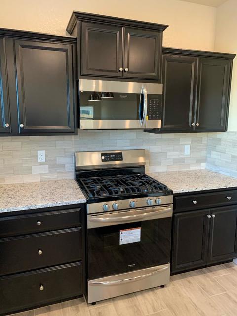 2439 Valdes Drive, Merced CA: https://media.crmls.org/mediaz/14986e2f-2c27-417a-ba8d-cc1ab51c0c2e.jpg