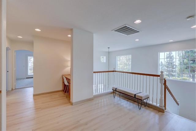 954 Prism Drive, San Marcos CA: https://media.crmls.org/mediaz/1498d8a3-18f6-4692-95ad-0771a5267845.jpg