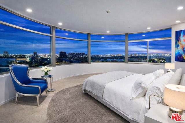 1169 Loma Linda Drive, Beverly Hills CA: https://media.crmls.org/mediaz/149966c5-170d-47e8-ab77-d90d51595e25.jpg