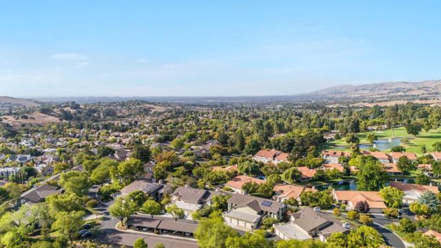 8501 Grenache Court, San Jose CA: https://media.crmls.org/mediaz/1499dc65-305e-40df-b0e1-6cbd151c2c96.jpg