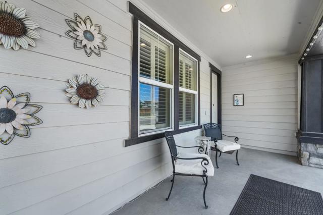 2369 S Creekside Drive, Los Banos CA: https://media.crmls.org/mediaz/1499ed3f-c55a-4779-b763-84d71ad917d7.jpg