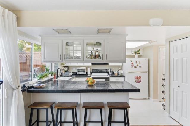 7066 Cypress Point Court, San Jose CA: https://media.crmls.org/mediaz/149a05ee-4a15-4630-a3c6-bb2121cf31ed.jpg