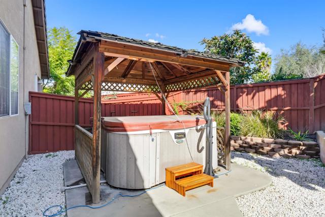 Detail Gallery Image 39 of 41 For 868 Panella Ct, Oceanside,  CA 92057 - 4 Beds | 2 Baths