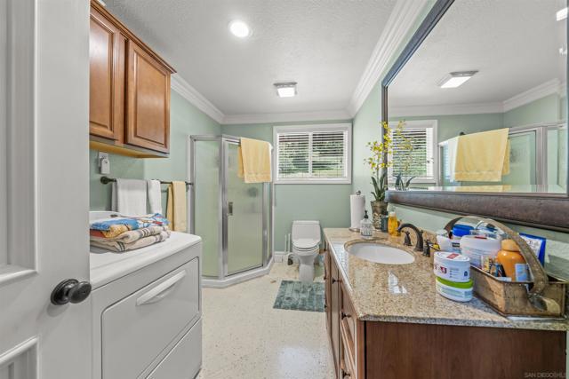 2464 Wynola Rd, Julian CA: https://media.crmls.org/mediaz/149c2acd-3c3a-4c08-91bd-7e3a3866aab3.jpg