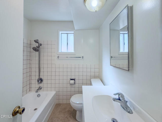 MLS #V1-33035 image #8