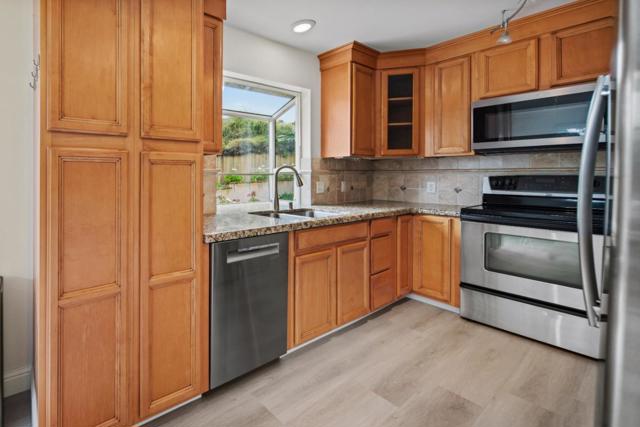 1109 McClellan Avenue, Monterey CA: https://media.crmls.org/mediaz/149cc697-4d7e-4323-a17b-27d7b0ff0b54.jpg