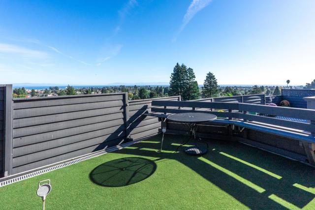 902 Laurent Street, Santa Cruz CA: https://media.crmls.org/mediaz/149dbccc-8666-4d6a-b4a8-7273faaf973e.jpg